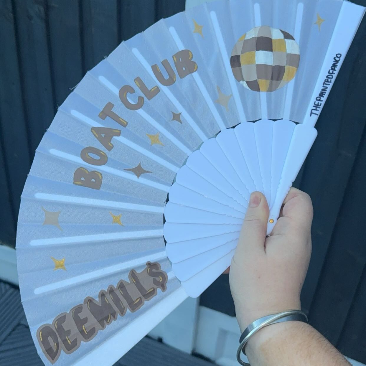 Hand-painted fan creation